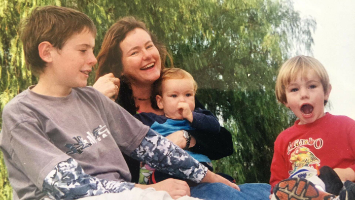 katy pike with three of her children